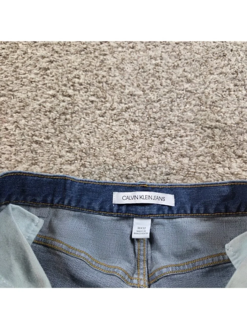 Calvin Klein Jeans Mens 36x32 Denim Pants Straight Distressed